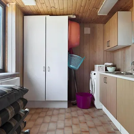R614-rodvig-stevns-strandvaenget-1 Casa de Férias