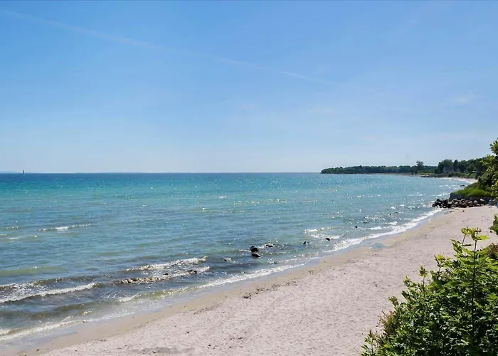 R614-rodvig-stevns-strandvaenget-1 * Rødvig